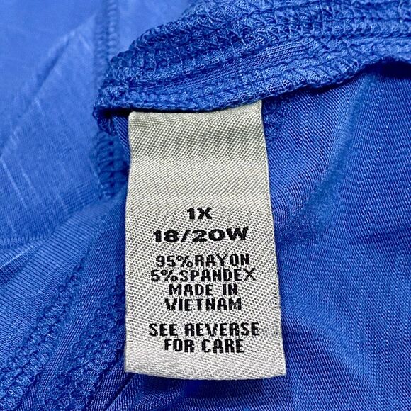 Catherines Tunic Top Size 1X 18/20W Scoop Neck Stretchy Blue Snap Cuff Lagenlook - Picture 9 of 11